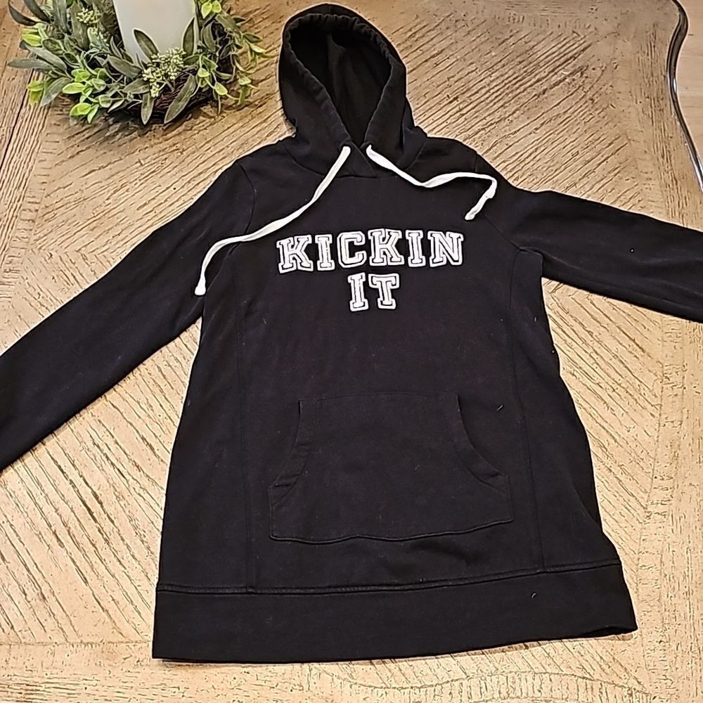 Kicking it maternity sweater Motherhood Maternity XS